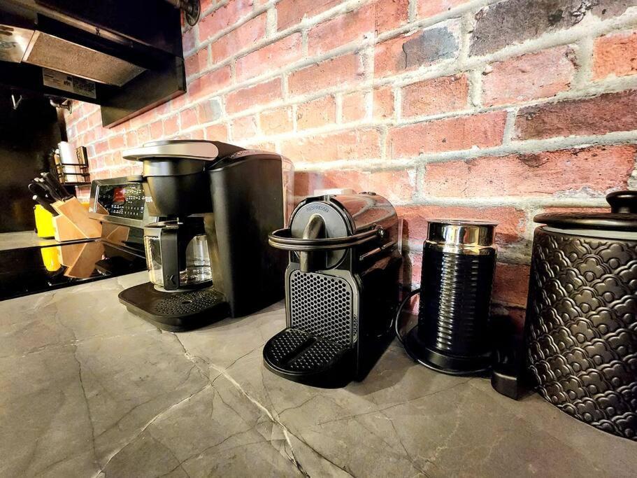 Loft Style Industriel-Centre-Ville+Parking Gratuit Quebec City Bilik gambar